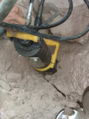 金屬礦開采利器 高效劈裂機引領行業(yè)變革，山西中德科工專業(yè)批發(fā)